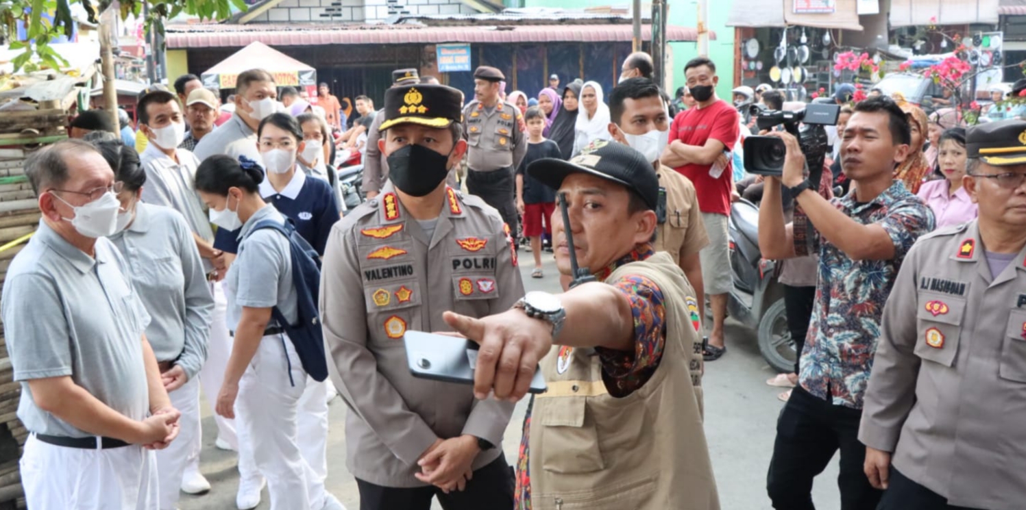 Program Jumat Curhat, Kapolrestabes Medan Bantu Korban Kebakaran Jalan Bromo