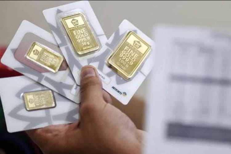 Harga Emas Antam Hari Ini Anjlok Lagi Rp 10.000