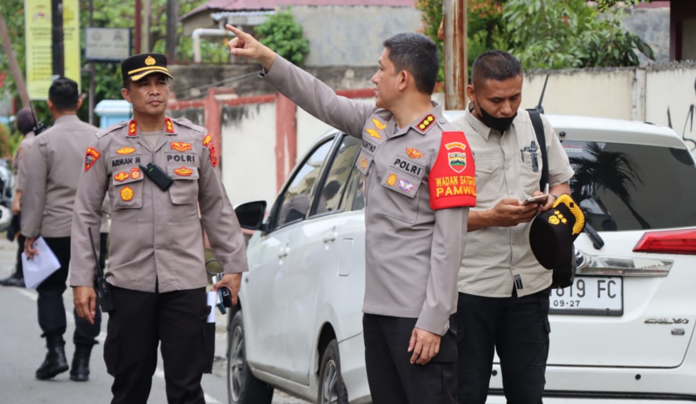 Disela Kunker Presiden RI, Kapolrestabes Medan Pantau Pengamanan Konser Musik Dewa 19