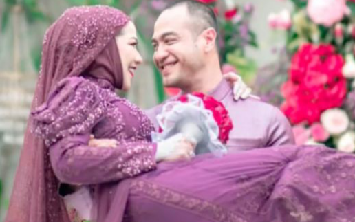 Nama-nama Artis Tanah Air Korban KDRT ; Terbaru, Venna Melinda