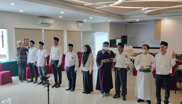 Lantik 7 Pengawas Kelurahan, Ini Pesan Ketua Panwaslu Kecamatan Medan Amplas