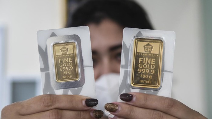 Harga Emas Antam Naik Tipis Setelah Sempat Anjlok