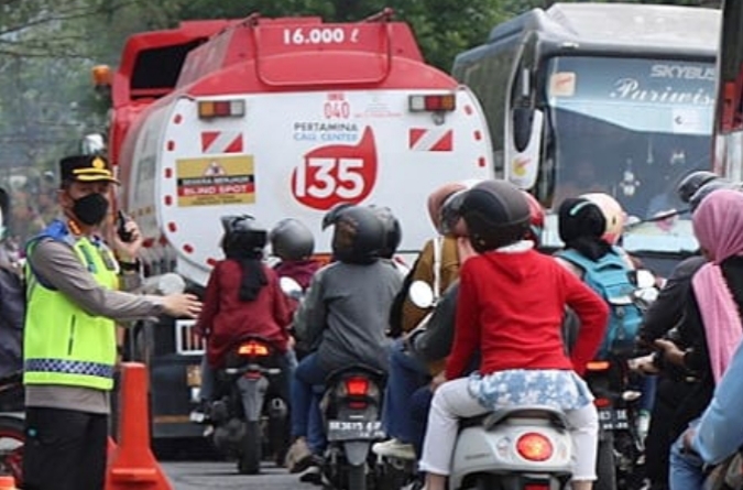 H+4 Lebaran, Arus Lalu Lintas Meningkat di Jalur Wisata Medan - Berastagi
