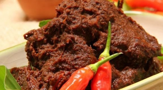 Rendang Daging Masakan Khas Padang, Resep dan Tip Memasaknya