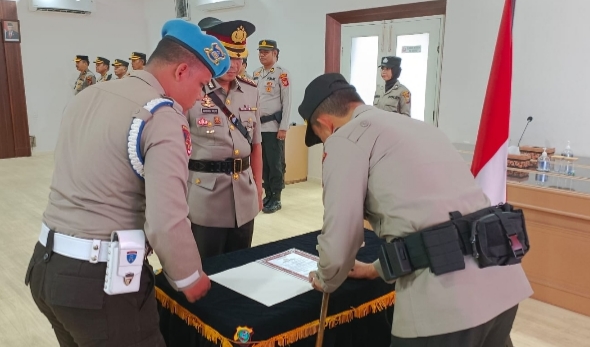 Jabatan Kabag Ops Polrestabes Medan dari AKBP Arman Muis Diserahkan kepada Kombes Pol Valentino Alfa Tatareda