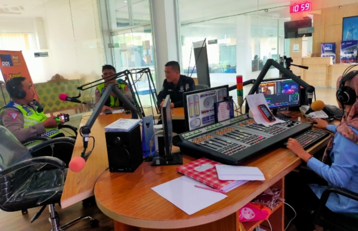 Lagi, Satlantas Polrestabes Medan Ops Patuh Toba 2023 dengan Dialog Interaktif di RRI