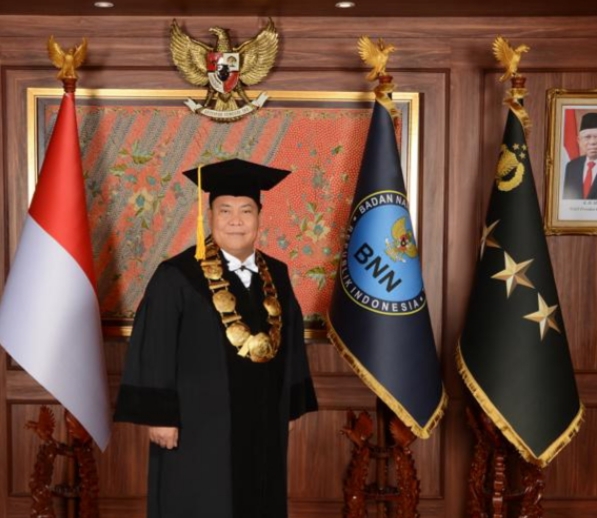 Komjen (Pol) Prof Dr Petrus R Golose Raih Gelar Guru Besar Tetap STIK