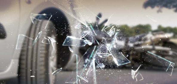 Truk Kontra Motor, Pengendara Terkapar Pingsan dan Patah Tulang
