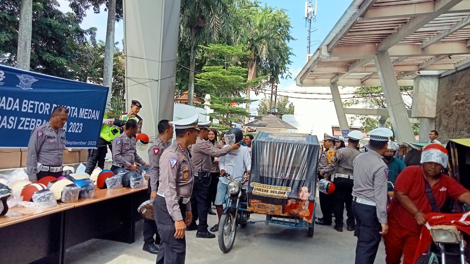 Dirlantas Poldasu : Tidak Pakai Helm SNI akan Dilakukan Penindakan