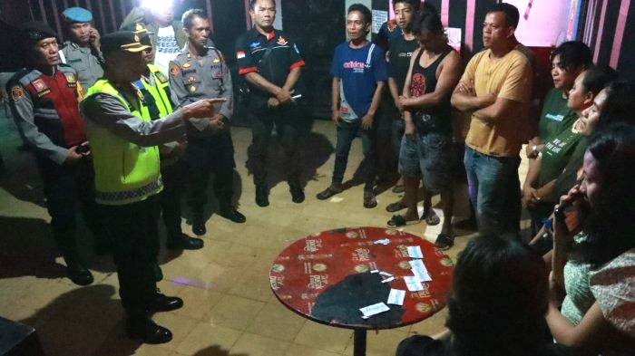 Polres Simalungun Razia Lima Kafe, 18 Orang Jalani Tes Urine