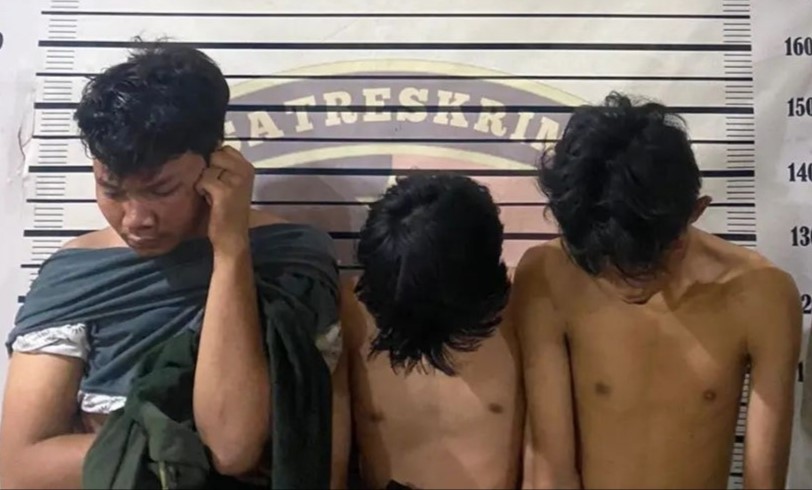 Bawa Pedang saat Tawuran, 3 Remaja Ciut saat Ditangkap