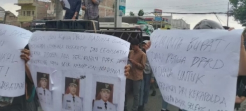 Formana Demo : Tangkap Bupati dan Ketua DPRD Madina
