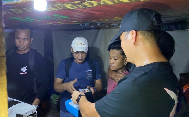Polrestabes Medan Gerebek Markas Narkoba Bantaran Rel KA, 3 Pria Diangkut, Sabu dan Ganja Disita