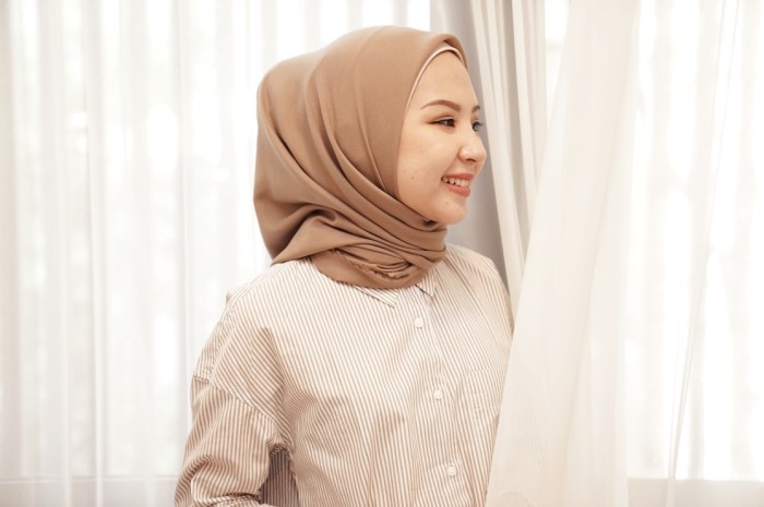 Tutorial Hijab Segi Empat Terbaru: Tampil Stylish dan Anggun dalam Berbagai Kesempatan