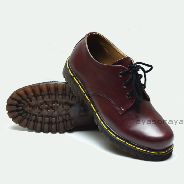 Harga Sepatu Docmart Ori: Kualitas dan Gengsi yang Tak Ternilai