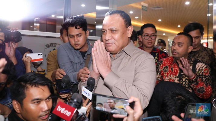 ICW Desa Polda Metro Jaya Cegah Firli Bahuri ke Luar Negeri
