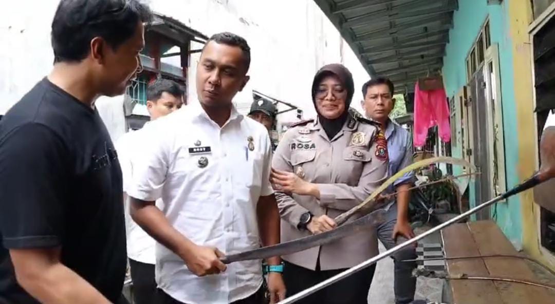 Geng Motor Sembunyikan Senjata Tajam di Permukiman Warga