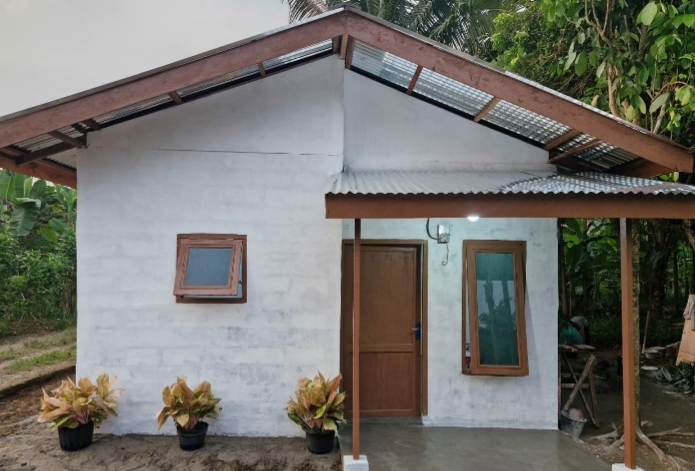 Rangkaian HUT Bhayangkara ke 78, Polrestabes Medan Bedah Rumah Penggali Kubur
