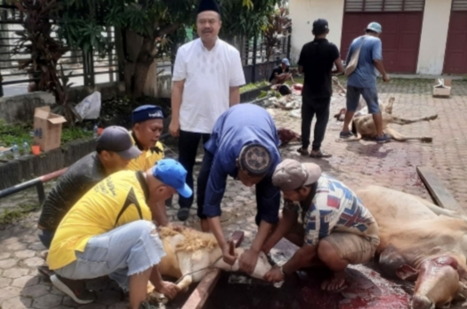 Idul Adha 1445 H, PWI Sumut Sembelih 5 Sapi dan 3 Kambing