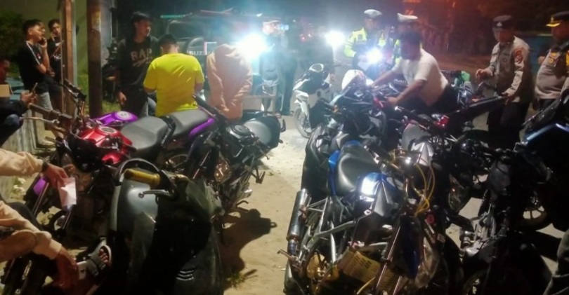Malam-malam Polisi Razia, 34 Sepeda Motor Ditahan dan Ditilang