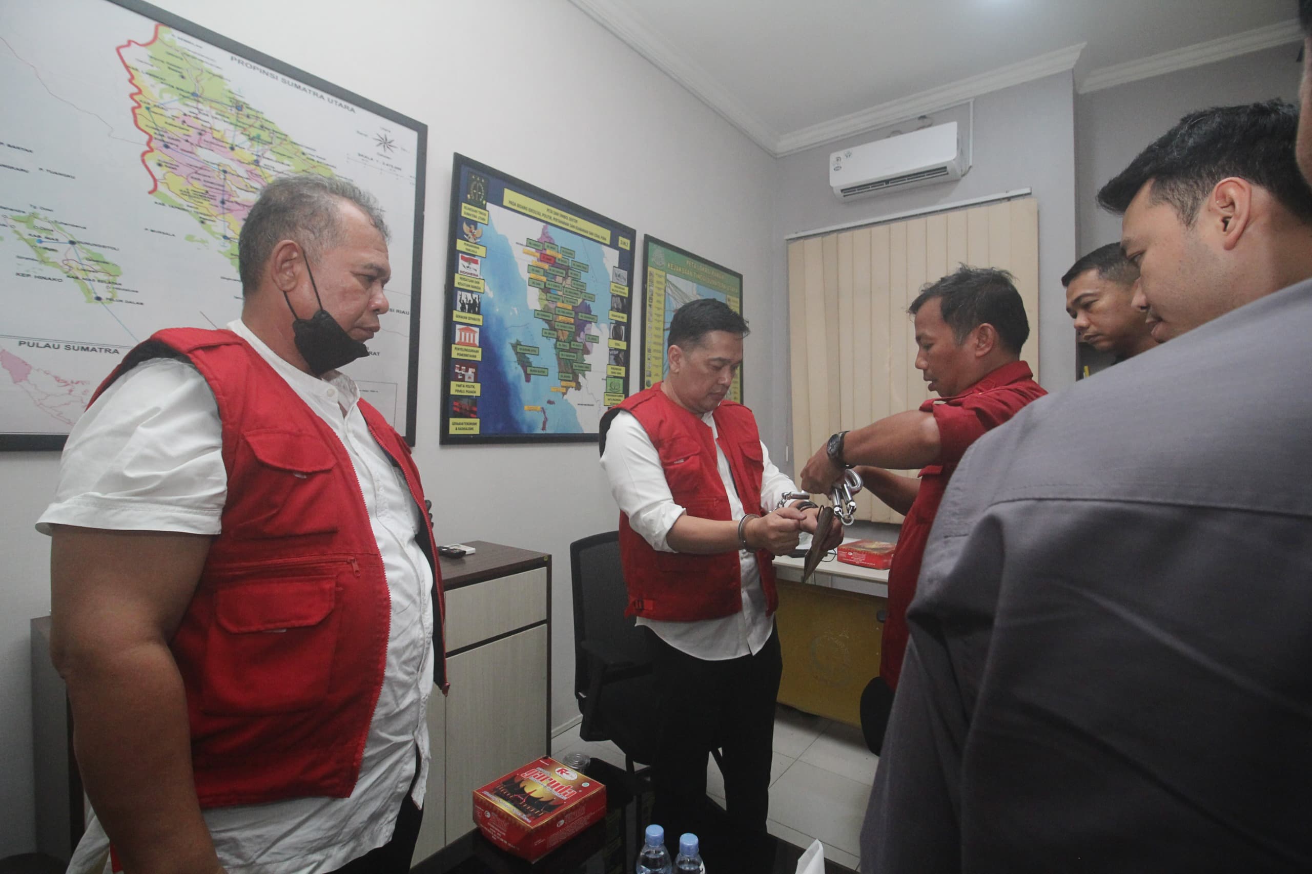 Kejati Sumut Tahan Sekretaris Dinas Kesehatan Sumut
