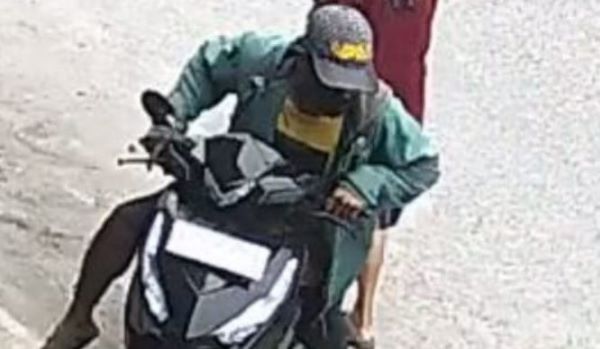 Mau Kabur Naik Angkot, Pelaku Curanmor Dikeroyok Massa