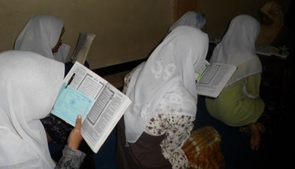 Keutamaan dan Tips Khatam Al-Quran di Bulan Ramadan