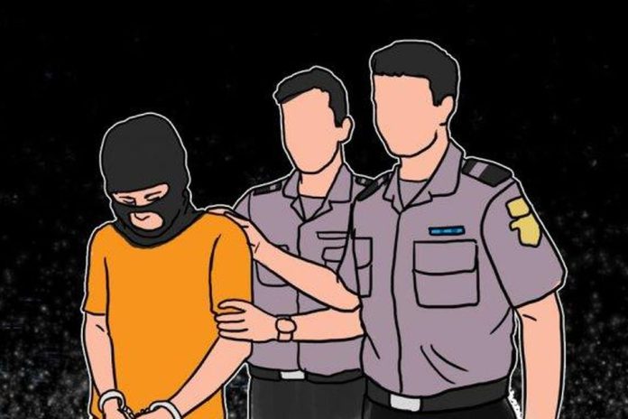 Sindikat Pengedar Ganja Ditangkap Usai Terima Kiriman Paket 600 Gram