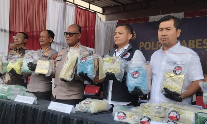Polisi Tangkap Paman dan Keponakan, 30 Kg Sabu dan 20 Ribu Inex Gagal Kirim