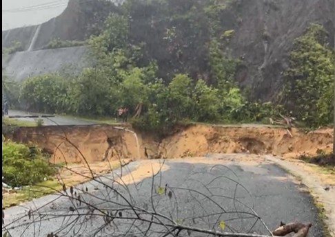 Jalan di Tapanuli Tengah Putus Total Akibat Hujan Deras