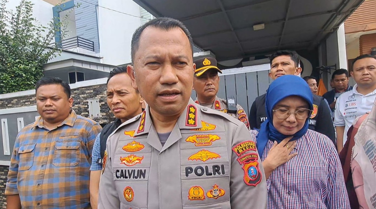 Polrestabes Medan Pra Rekontruksi Dugaan Siswi SD Bunuh Ibu Kandung : Tampilkan 43 Adegan