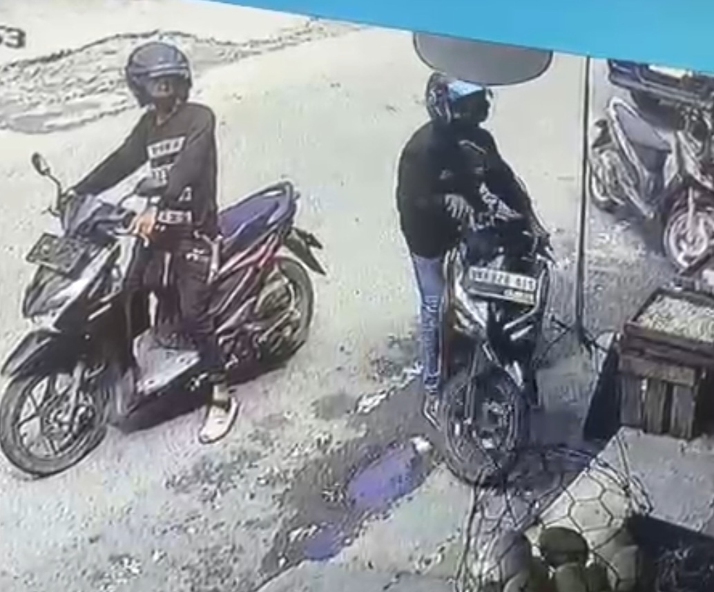 Dua Bandit Curi Motor saat Korban Belanja Cabai Dipinggir Jalan