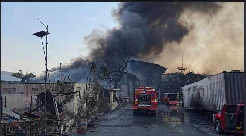 Pabrik Ban Hangus Terbakar, Tidak Ada Korban Jiwa : Asal Api Belum Diketahui