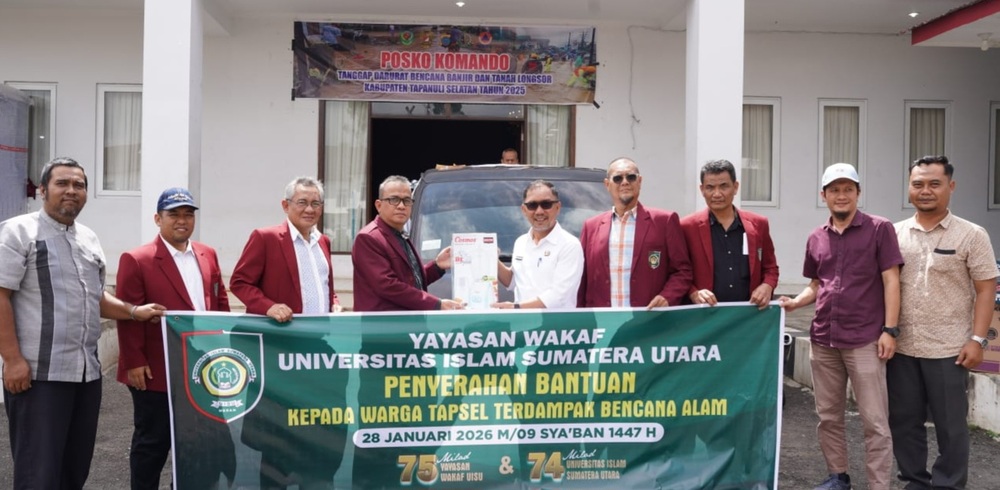 Yayasan Wakaf UISU Serahkan Bantuan Korban Banjir ke Tapsel