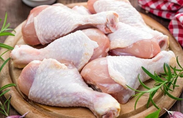 Harga Daging Ayam di Medan Tembus Rp 50 Ribu/Kg, Dipicu Lonjakan Permintaan..?
