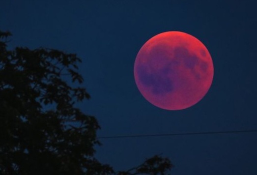 Gerhana Bulan Total Bewarna Merah 3 Maret 2026, Bisa Dilihat di Indonesia..?
