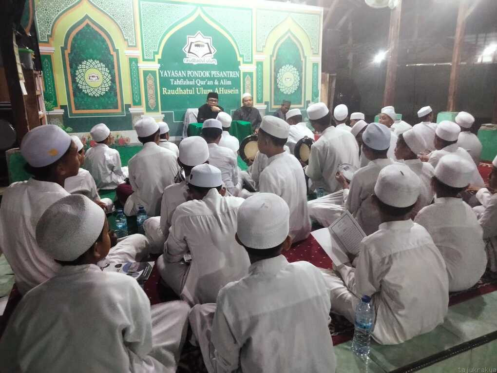 Momen Maulid Nabi Muhammad SAW, Gema Santri Nusantara Ajak Perkuat Kolaborasi Ulama, Umaro, Polri dan Umat