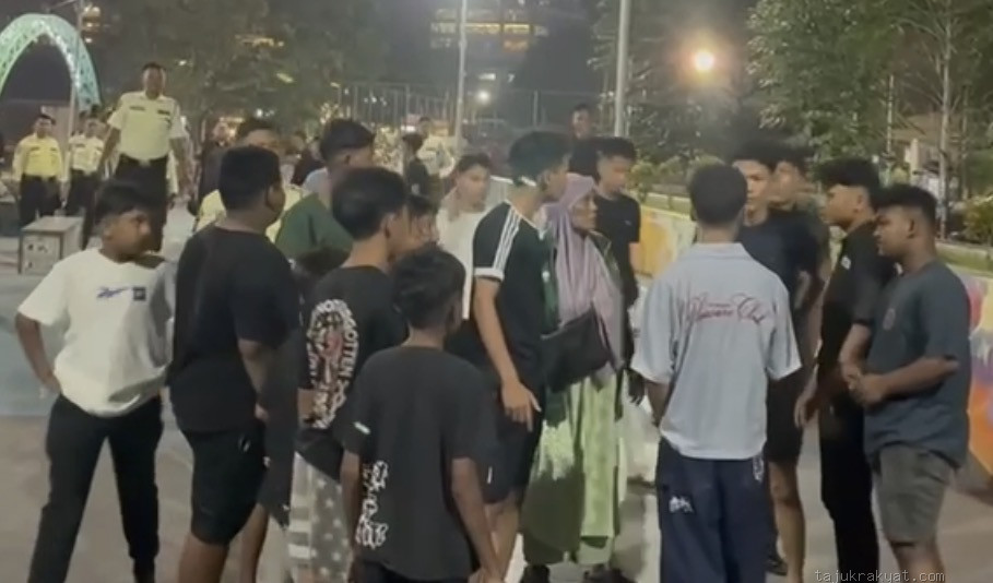 Asyik Latihan Skateboard, Seorang Remaja Dikeroyok di Taman Kebun Bunga