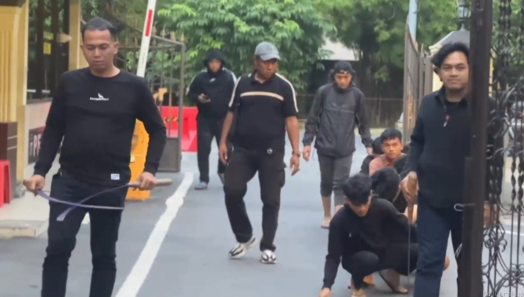 Polrestabes Medan Gulung Komplotan Geng Motor : 4 Sepeda Motor & 3 Celurit Disita