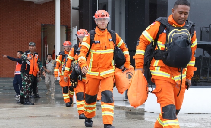 Tim Bantuan Kemanusian Pemerintah Indonesia mulai berangkat ke Turkiye untuk membantu korban bencana gempa bumi, Sabtu (11/2/2023). Tim berangkat dari Bandara Halim Perdana Kusuma, Jakarta Timur.