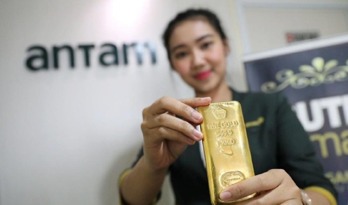 Ilustrasi harga emas Antam naik lagi Rp 5000