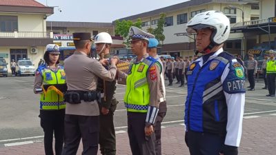 Kapolrestabes Medan Pimpin Apel Gelar Pasukan Ops Keselamatan Toba 2023