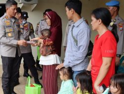 Kapolrestabes Medan Kunjungi Anak Penderita Stunting di Polsek Helvetia ; Polisi Harus Lebih Baik