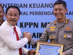 Kapolrestabes Medan dapat Penghargaan dari Menteri Keuangan RI