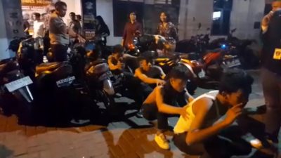 Tim Tawon Polrestabes Medan menangkap 45 anggota geng motor yang kerap membuat onar di Kota Medan dan sekitarnya, Minggu (16/4/2023) dinihari.