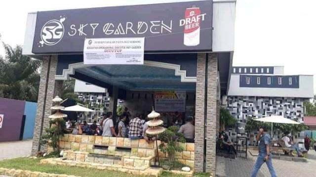 Kepala BNNP Sumut, Brigjen Toga Panjaitan mengatakan bahwa Diekotek Sky Garden atau Key Garden jadi tempat mengonsumsi narkoba.