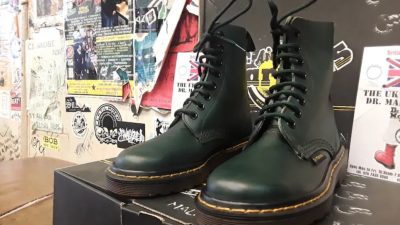 Mengetahui Perbedaan Dr Martens Ori dan KW