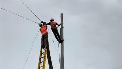 Warga Deli Serdang Apresiasi PLN Sumut Perbaiki Tiang Listrik dan Kabel Telanjang