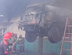 Lagi Servis, Mobil Toyota Fortuner Terbakar di Marelan