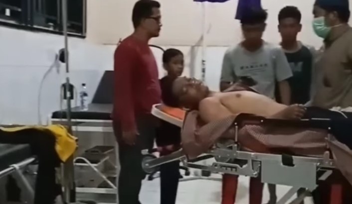 Bus atlet arung jeram Kabupaten Asahan masuk jurang di Jalan Lintas Sumatera Sigura-gura, Kecamatan Aek Songsongan, Kabupaten Asahan, Minggu (7/5/2023) malam. 12 orang penumpang luka-luka.